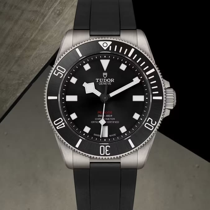 How to choose the right watch size for your wrist Lug-to-lug distance